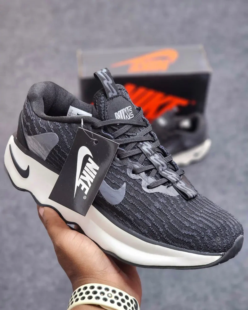 Motiva walking shoes Just Black